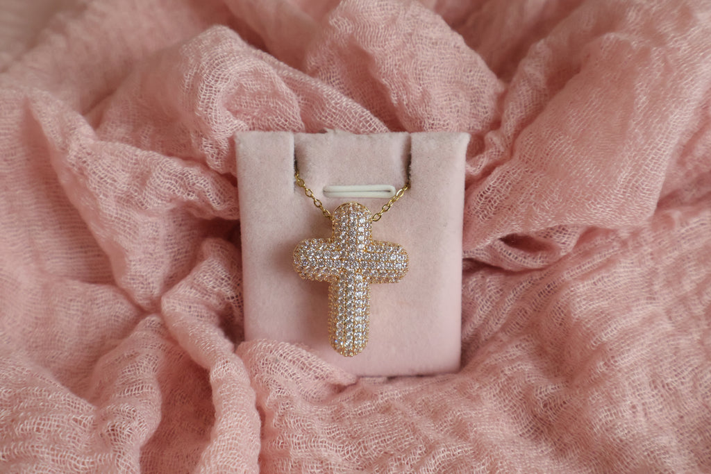 Chunky Diamond Cross