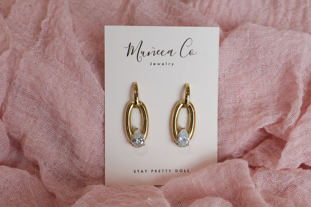 Dangled Diamond